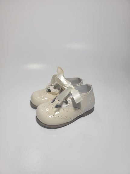 Sapato Clássico Charol Beach Andromeda