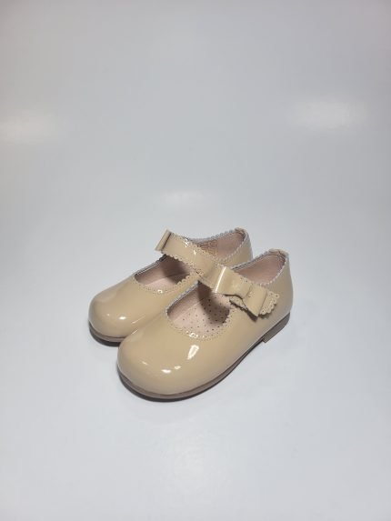 Sapato Clássico Charol Arena