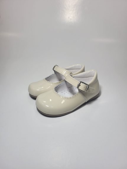 Sapato Clássico Charol Beach Bege II