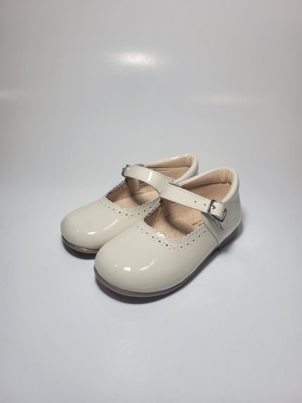 Sapato Clássico Charol Beach Bege V