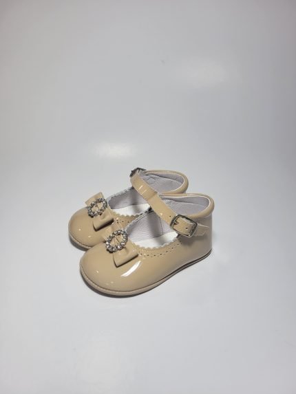 Sapato Clássico Charol Sand Laço