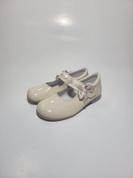 Sapato Clássico Charol Beach II